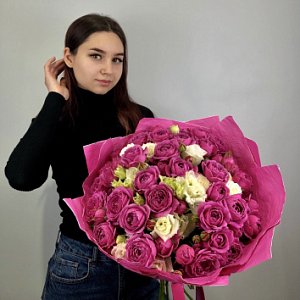 Букет 304 из пионовидных роз, эустомы