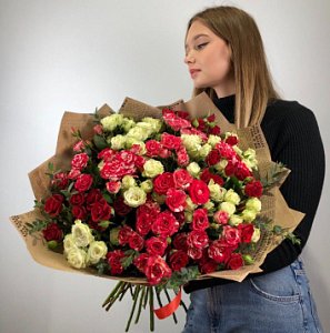 Букет 001 из 25 кустовых роз